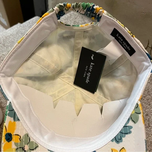 🎉 HP 🎉 🆕 Kate Spade French Cream Floral Cap - Picture 8 of 10